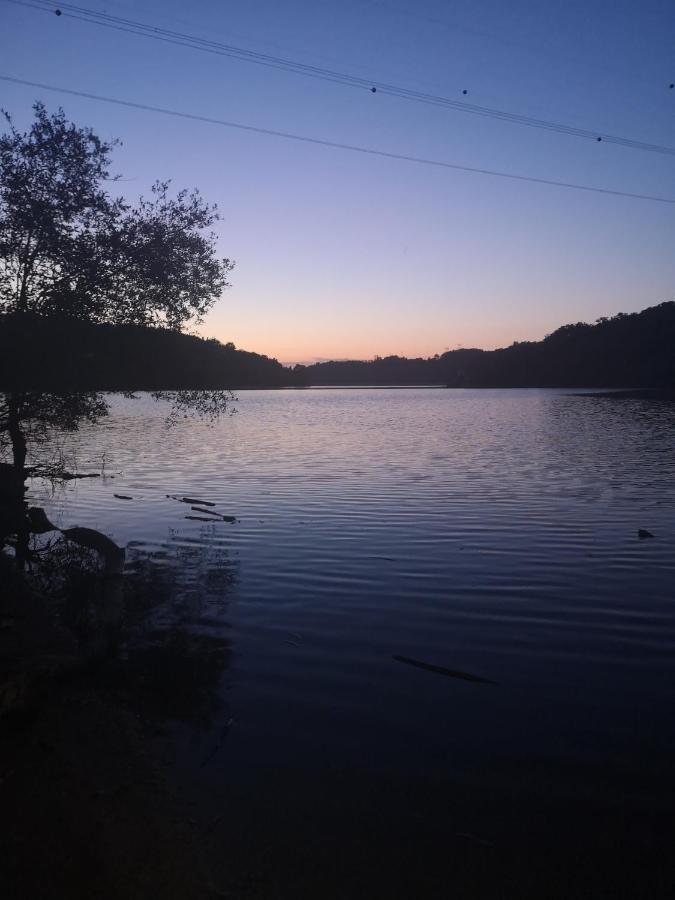 L'Essenciel Du Lac Ii, Acces Lac, Piscine Ouverte 31Mai Au 15 Sept Villa Eguzon-Chantome Exterior photo
